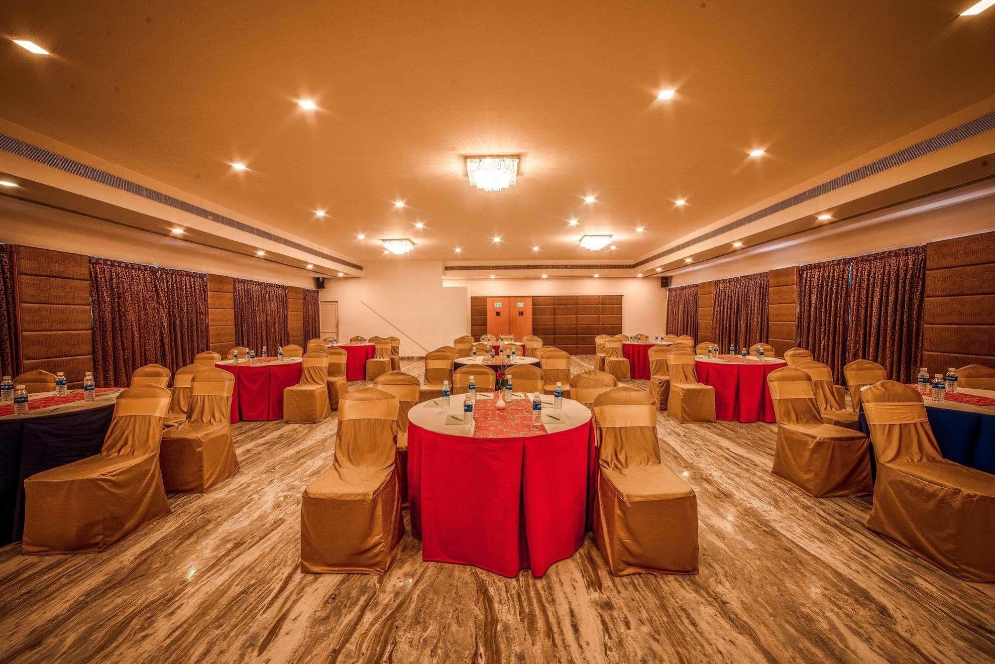 Raj Park Hotel צ'נאי מראה חיצוני תמונה